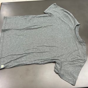 Vuori strato tech tee